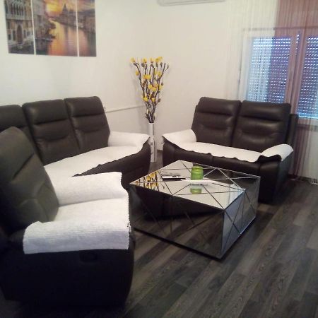 Apartman Matkovic 伊莫茨基 外观 照片