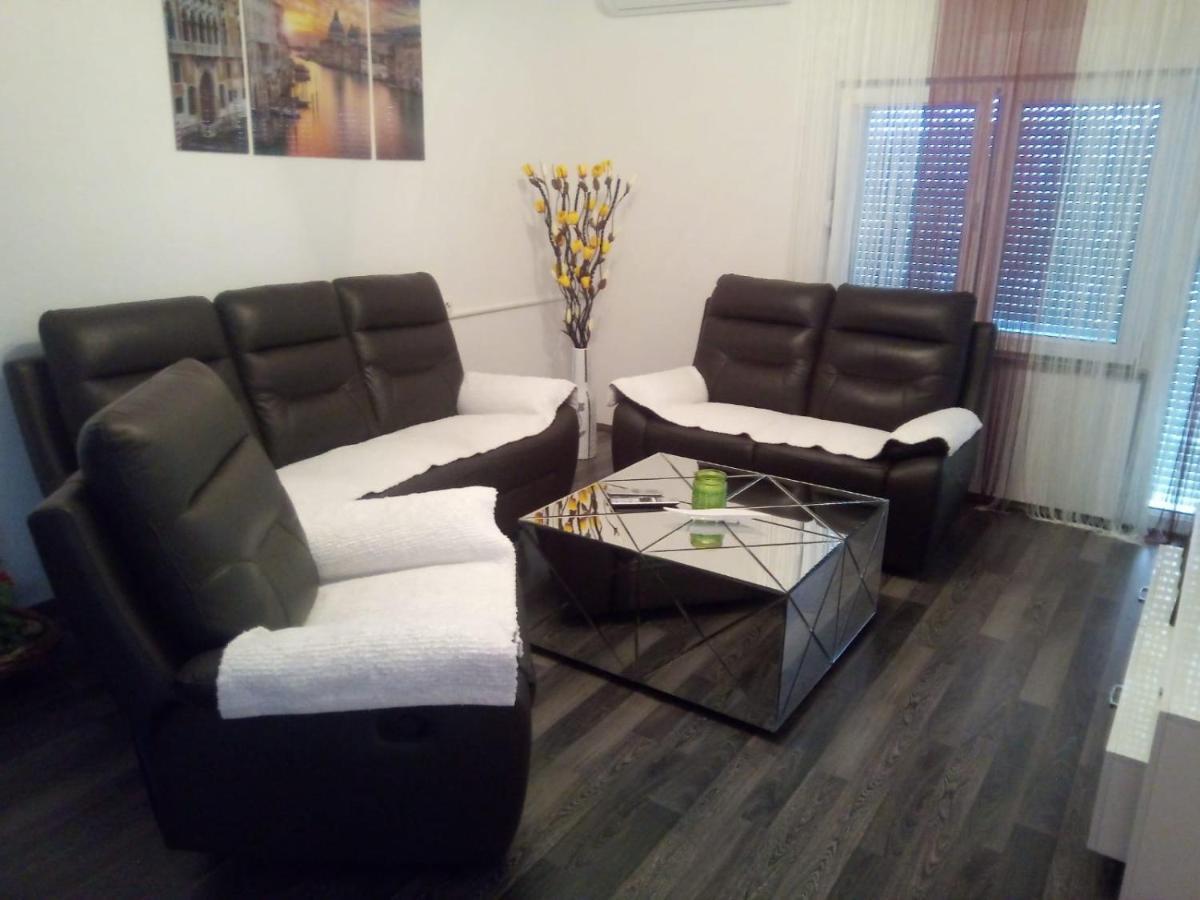 Apartman Matkovic 伊莫茨基 外观 照片