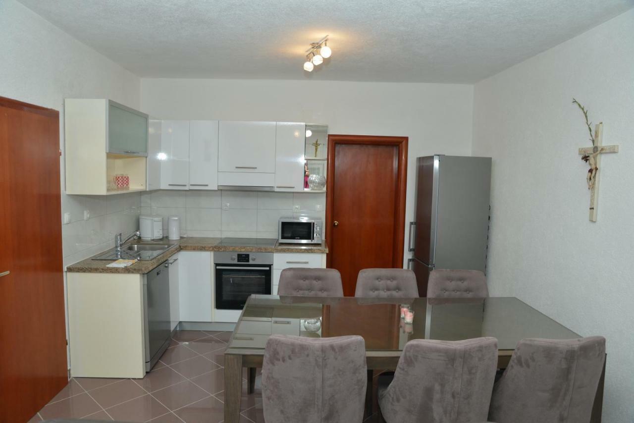 Apartman Matkovic 伊莫茨基 外观 照片